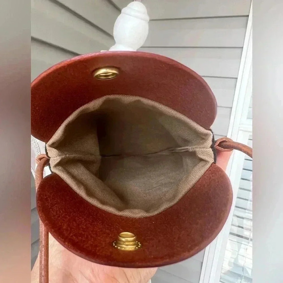 PASSAGE ONE BALI CROSSBODY BAG - BLACK - Picture 2 of 6